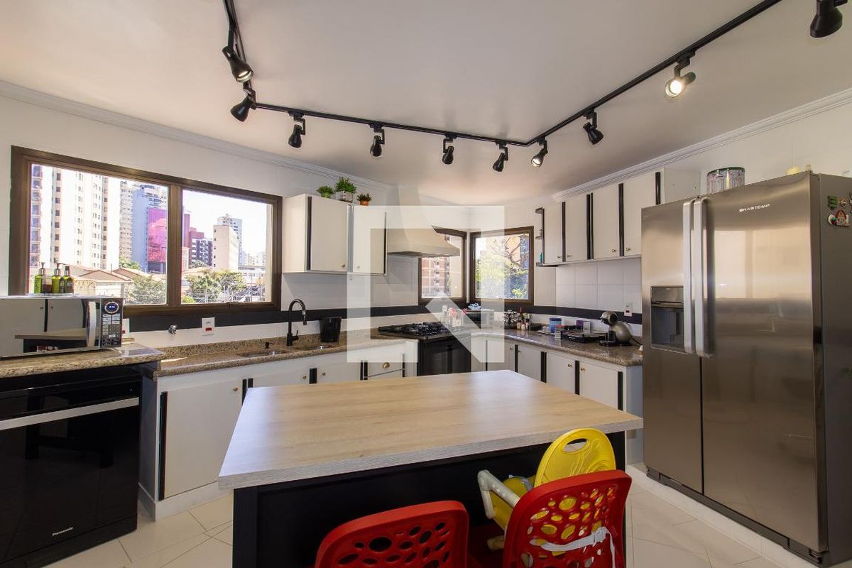 Apartamento à Venda - Cambuí, 3 Quartos,  190 m2 em , Campinas - sp | SoloBR