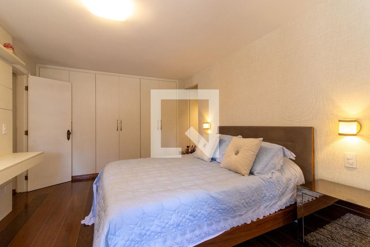 Apartamento à Venda - Cambuí, 3 Quartos,  190 m2 em , Campinas - sp | SoloBR