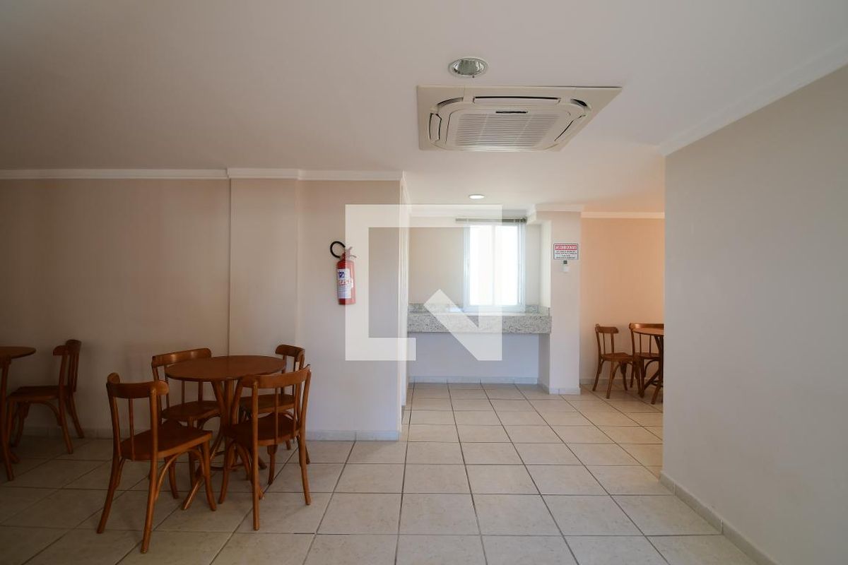 Apartamento à Venda - Mansões Santo Antônio, 3 Quartos,  75 m2 em , Campinas - sp | SoloBR