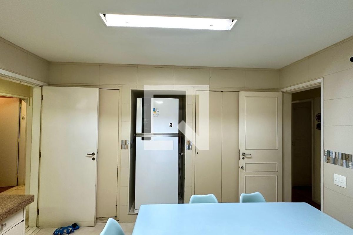 Apartamento, 4 quartos, 203 m² - Foto 38