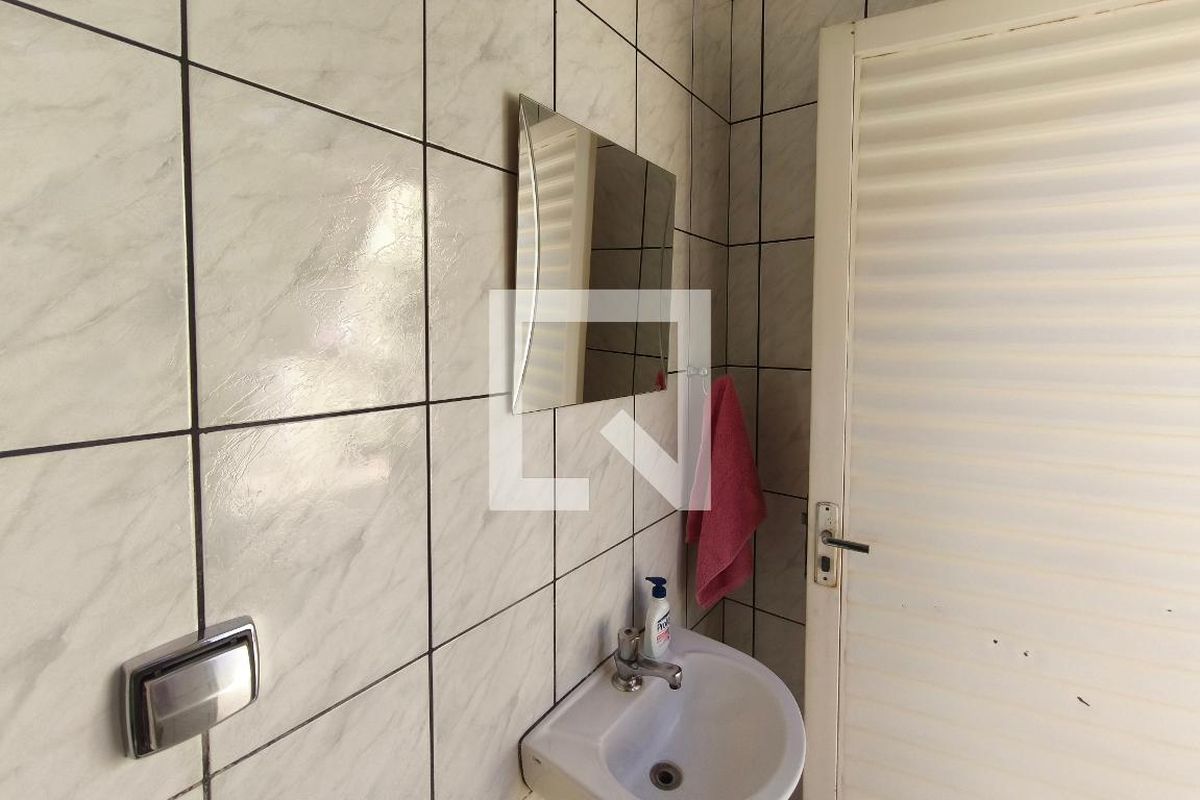 Casa à Venda - Parque Prado, 3 Quartos,  200 m2 em , Campinas - sp | SoloBR