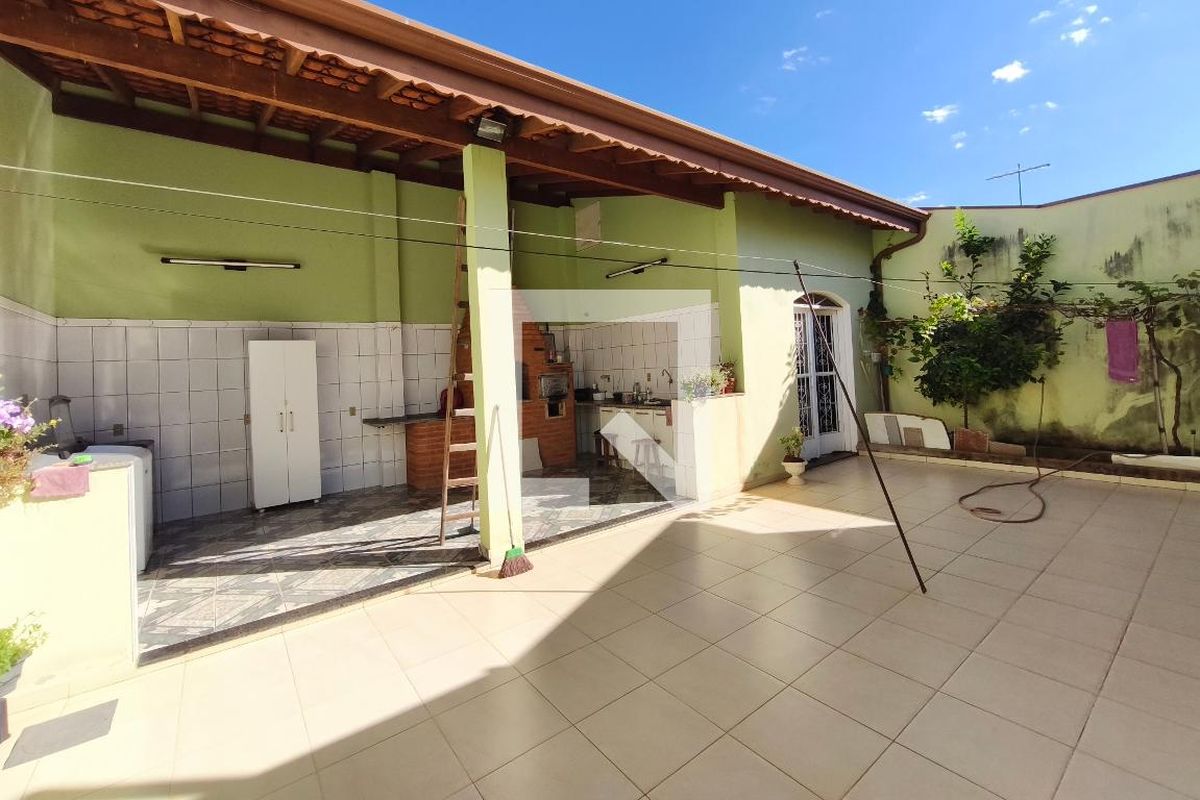 Casa à Venda - Parque Prado, 3 Quartos,  200 m2 em , Campinas - sp | SoloBR