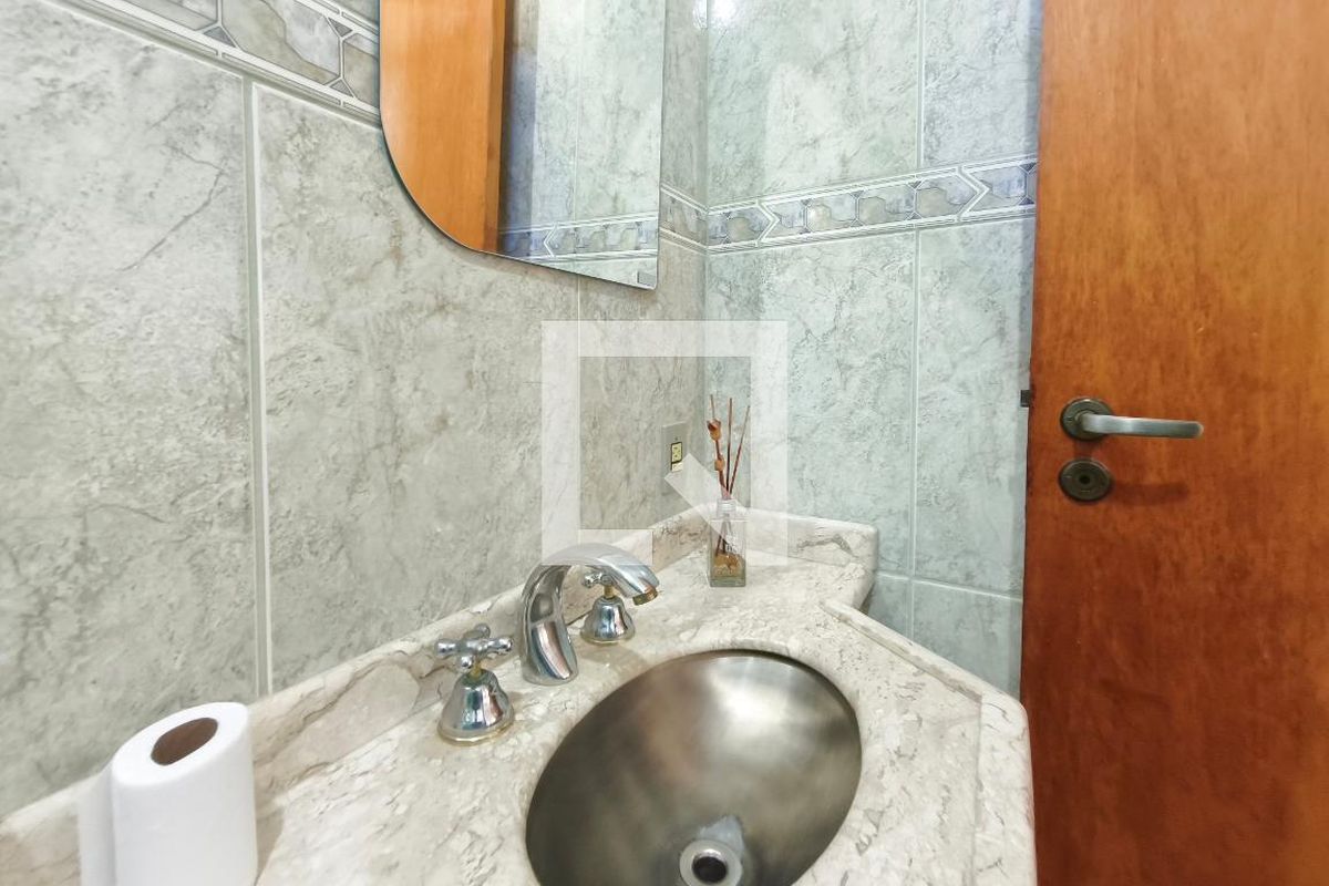 Casa à Venda - Parque Prado, 3 Quartos,  200 m2 em , Campinas - sp | SoloBR