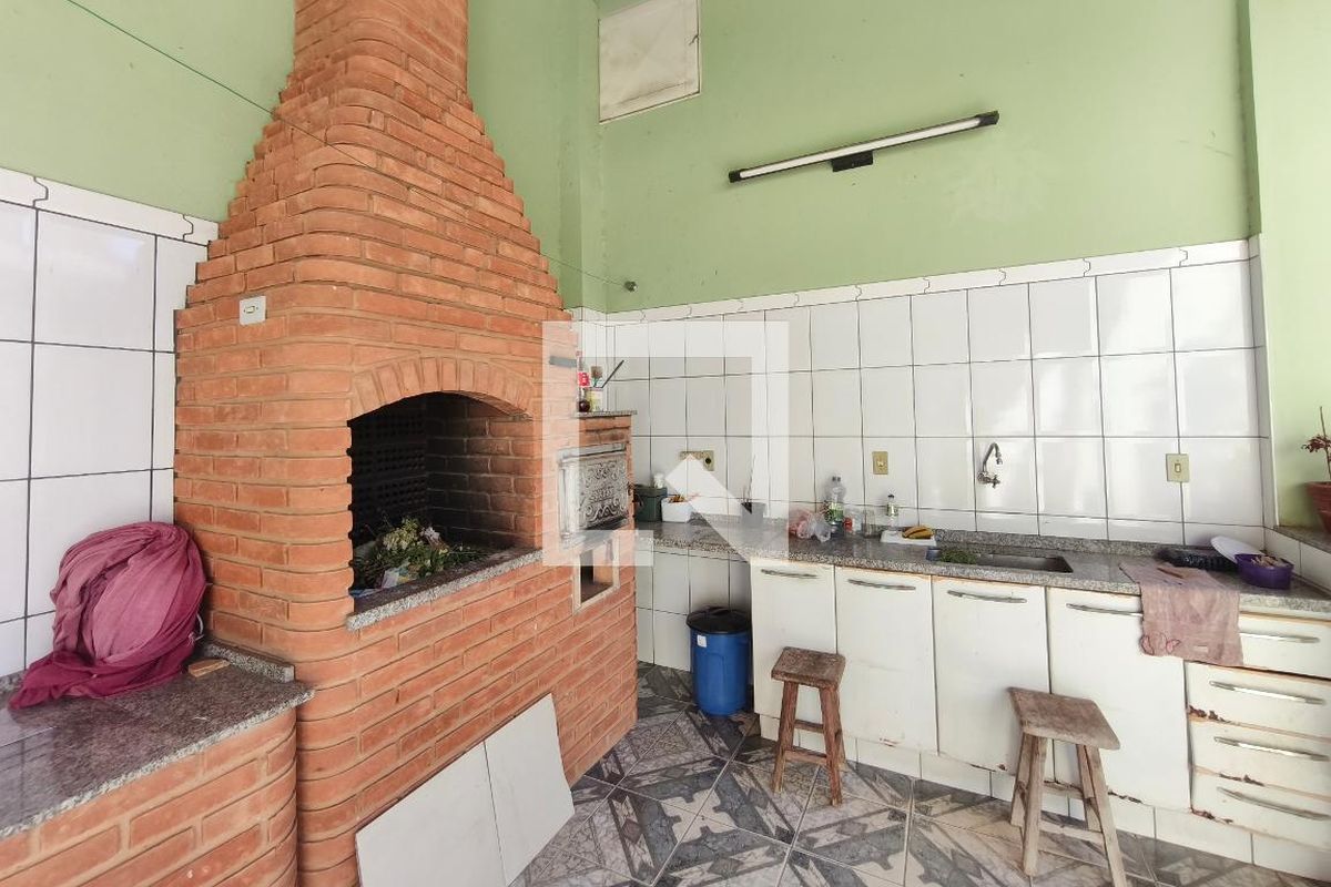 Casa à Venda - Parque Prado, 3 Quartos,  200 m2 em , Campinas - sp | SoloBR
