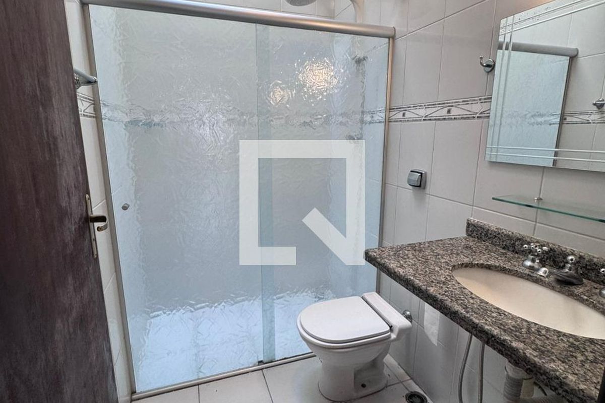 Casa, 3 quartos, 270 m² - Foto 35