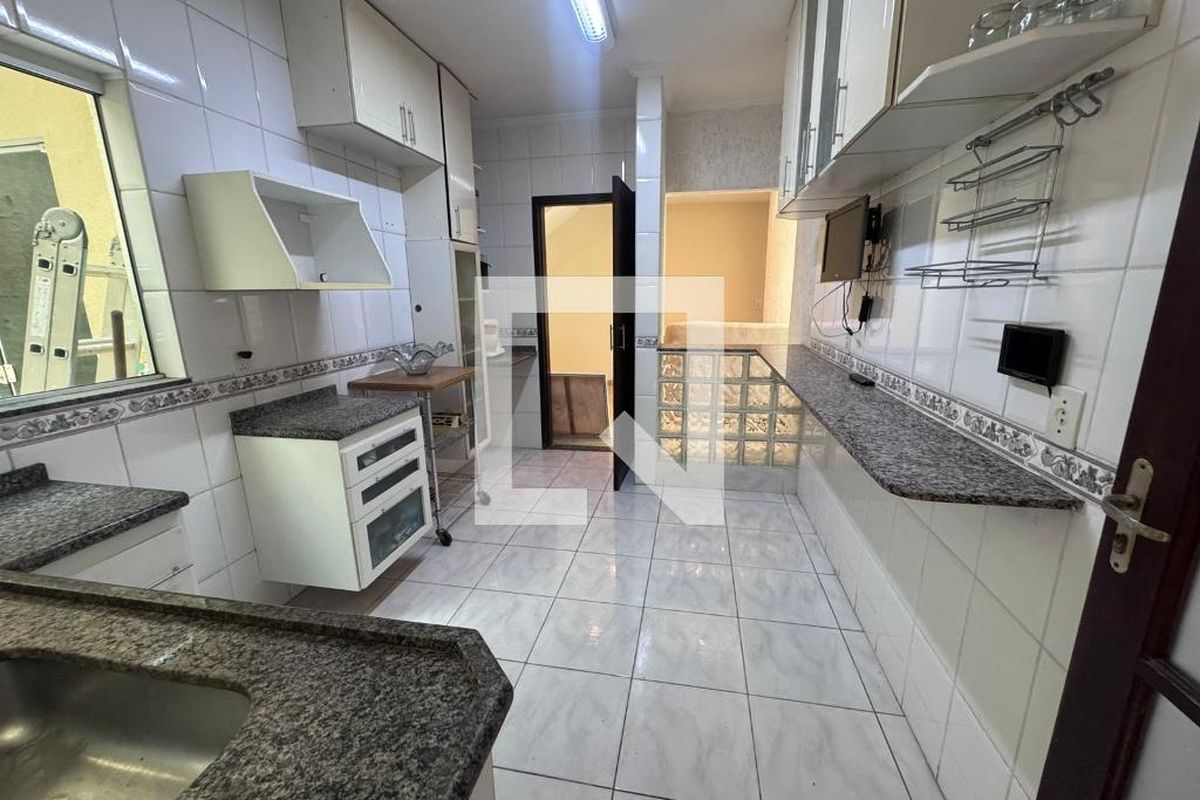 Casa, 3 quartos, 270 m² - Foto 36