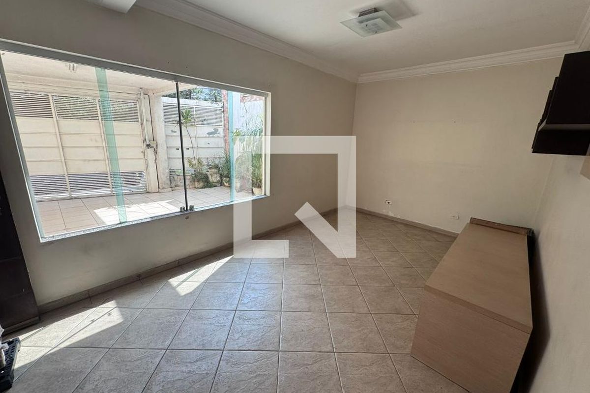 Casa, 3 quartos, 270 m² - Foto 1