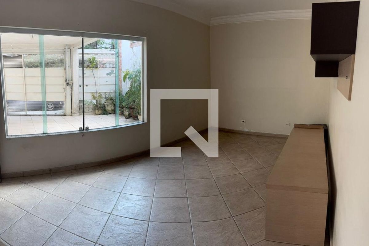 Casa, 3 quartos, 270 m² - Foto 4