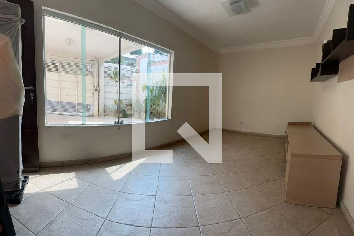 Casa, 3 quartos, 270 m² - Foto 2