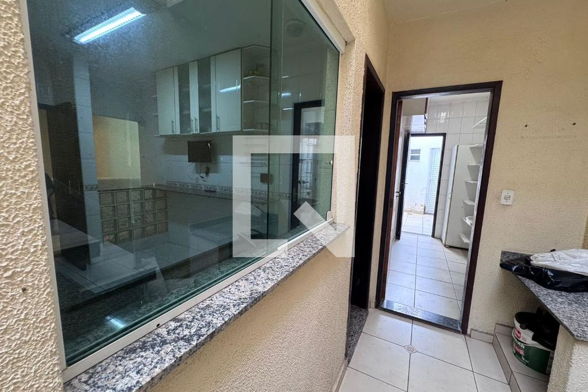 Casa, 3 quartos, 270 m² - Foto 46