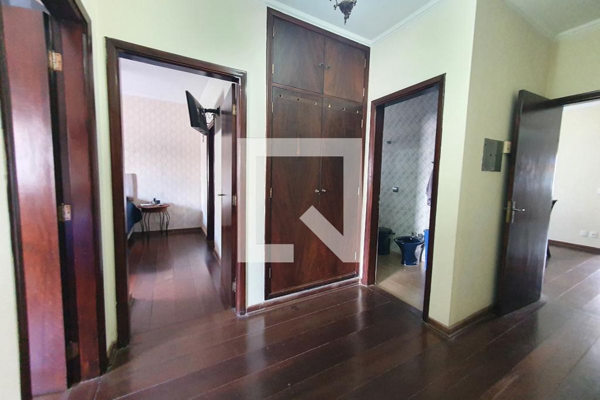 Casa à Venda - Parque Prado, 3 Quartos,  268 m2 em , Campinas - sp | SoloBR