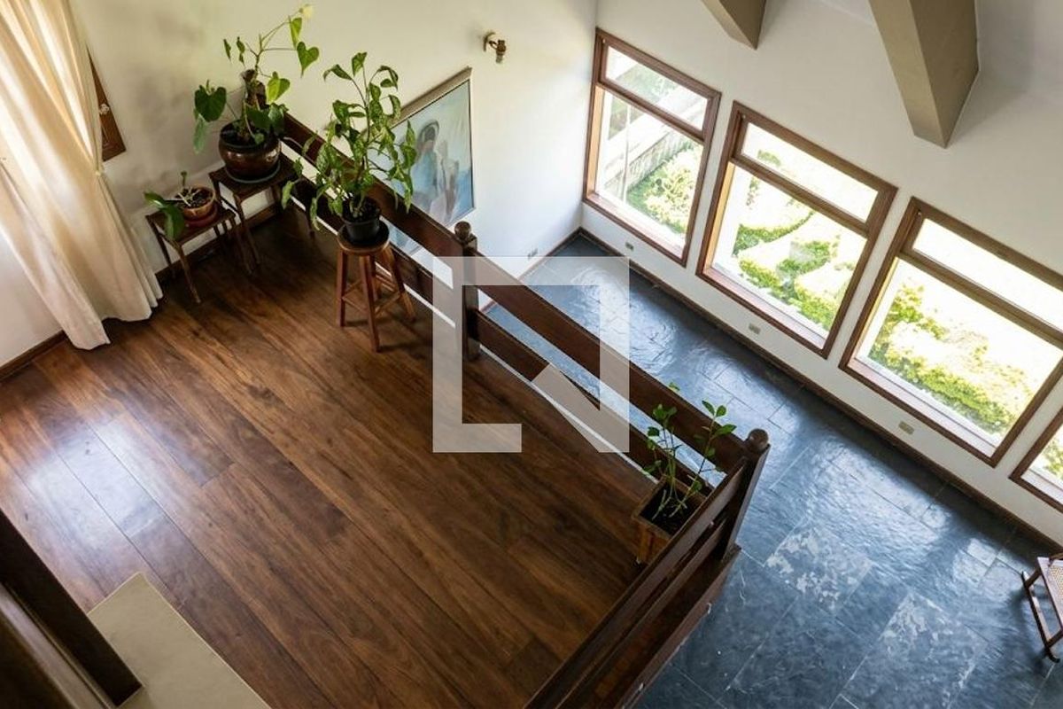 Casa, 6 quartos, 400 m² - Foto 1