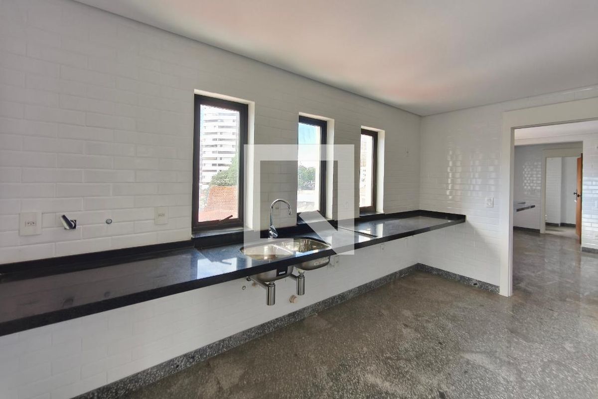 Apartamento à Venda - Cambuí, 3 Quartos,  296 m2 em , Campinas - sp | SoloBR