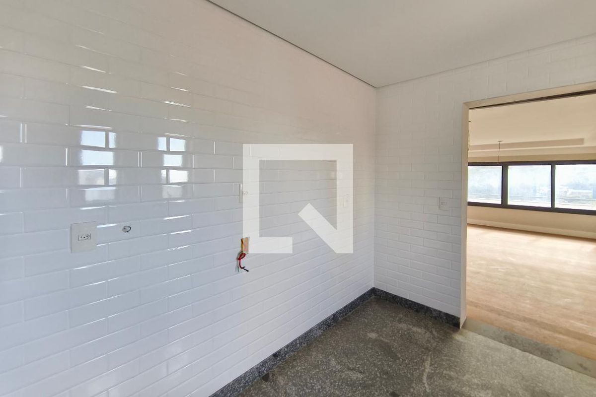 Apartamento à Venda - Cambuí, 3 Quartos,  296 m2 em , Campinas - sp | SoloBR