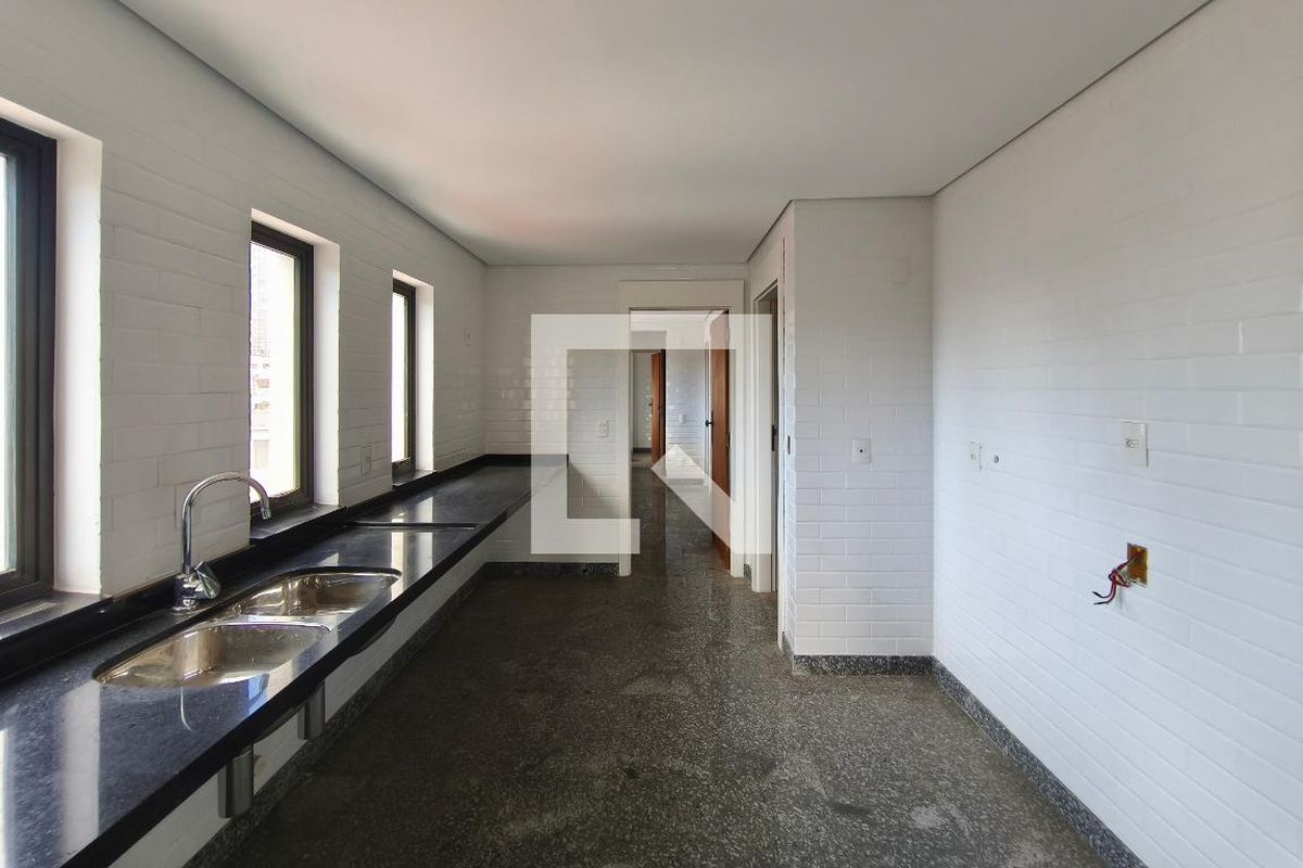 Apartamento à Venda - Cambuí, 3 Quartos,  296 m2 em , Campinas - sp | SoloBR