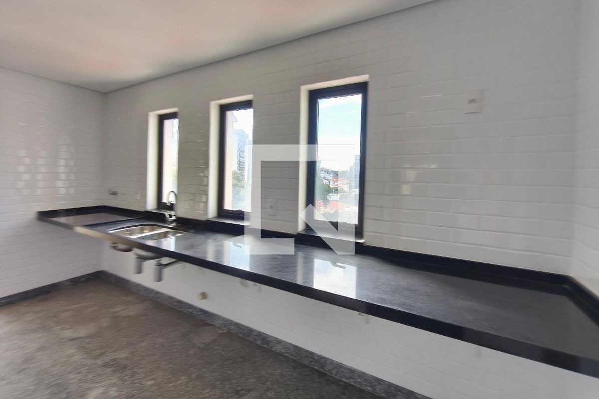 Apartamento à Venda - Cambuí, 3 Quartos,  296 m2 em , Campinas - sp | SoloBR