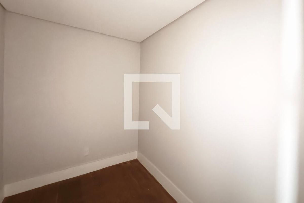 Apartamento à Venda - Cambuí, 3 Quartos,  296 m2 em , Campinas - sp | SoloBR