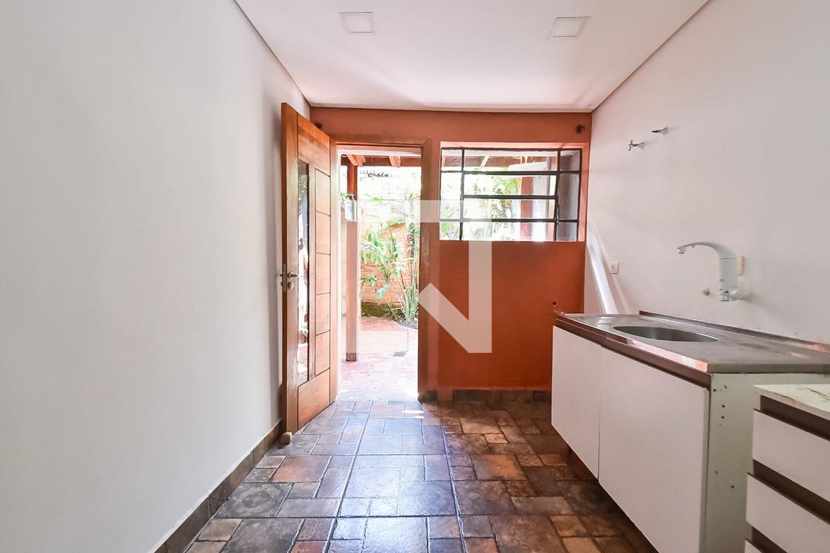 Casa, 3 quartos, 180 m² - Foto 43