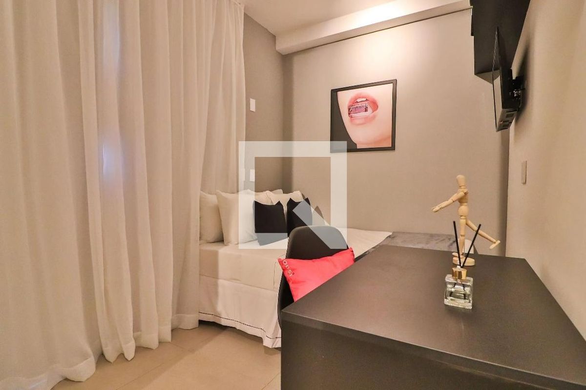 Apartamento, 1 quarto, 21 m² - Foto 2