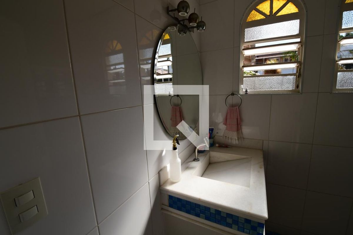 Casa à Venda - Mansões Santo Antônio, 6 Quartos,  700 m2 em , Campinas - sp | SoloBR