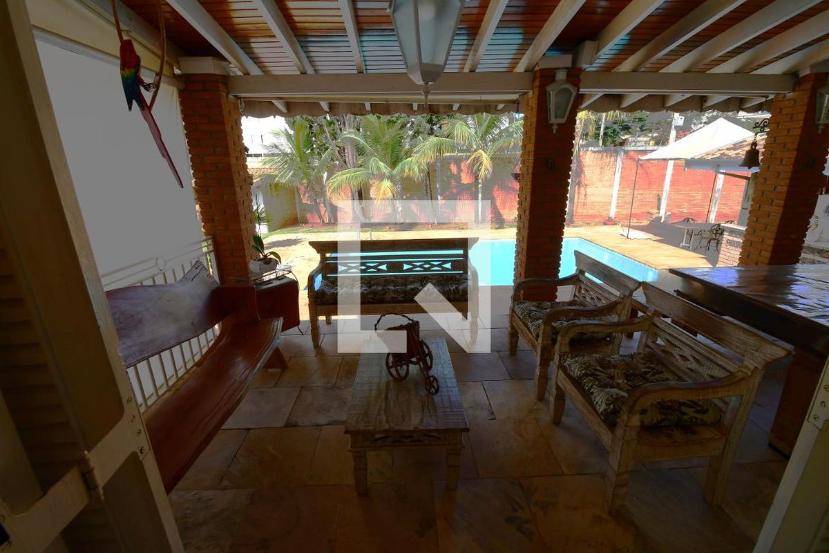 Casa à Venda - Mansões Santo Antônio, 6 Quartos,  700 m2 em , Campinas - sp | SoloBR