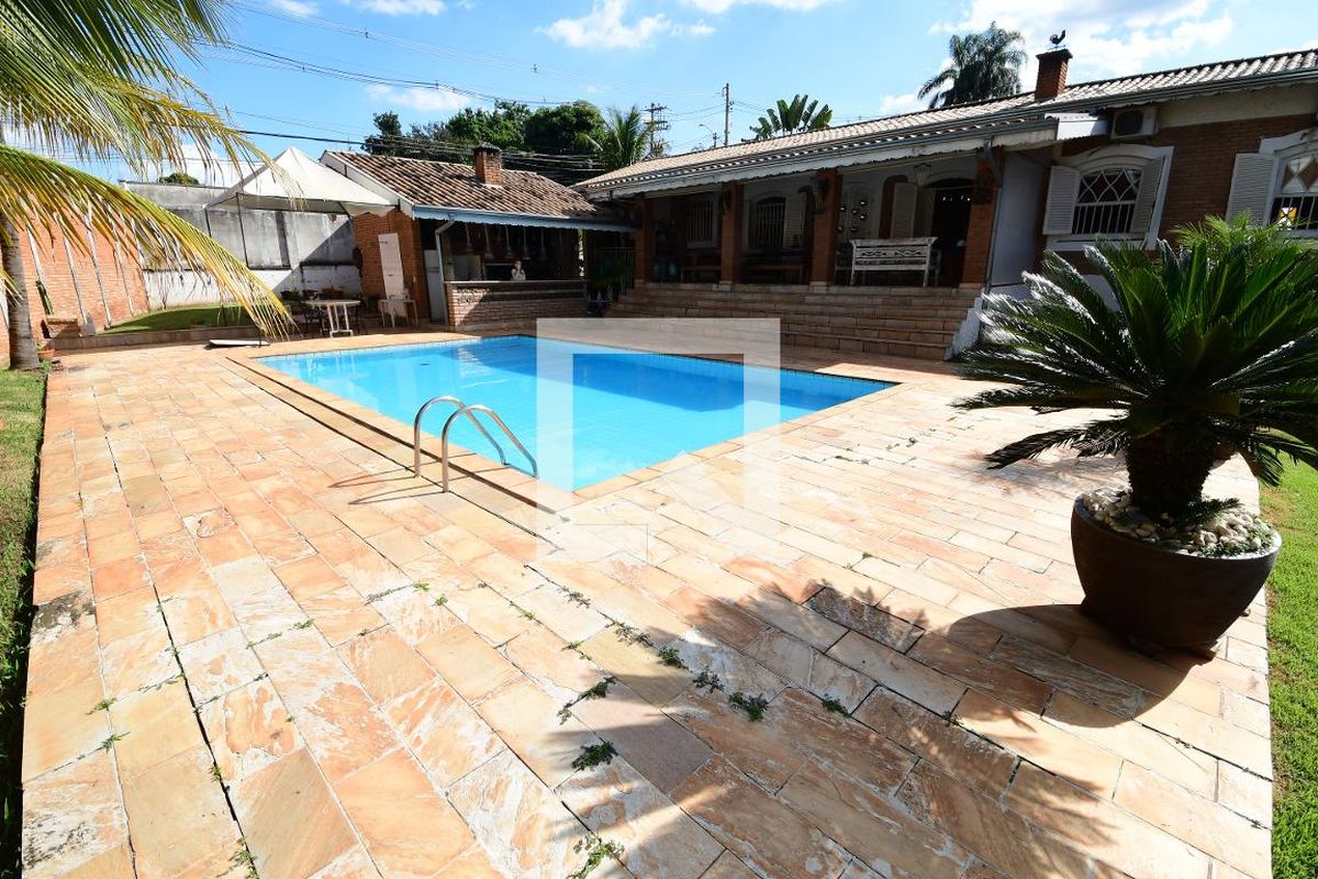 Casa à Venda - Mansões Santo Antônio, 6 Quartos,  700 m2 em , Campinas - sp | SoloBR