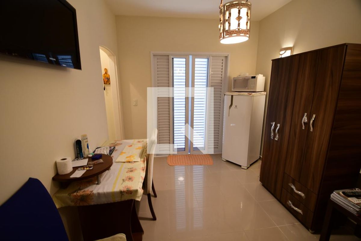 Casa à Venda - Mansões Santo Antônio, 6 Quartos,  700 m2 em , Campinas - sp | SoloBR