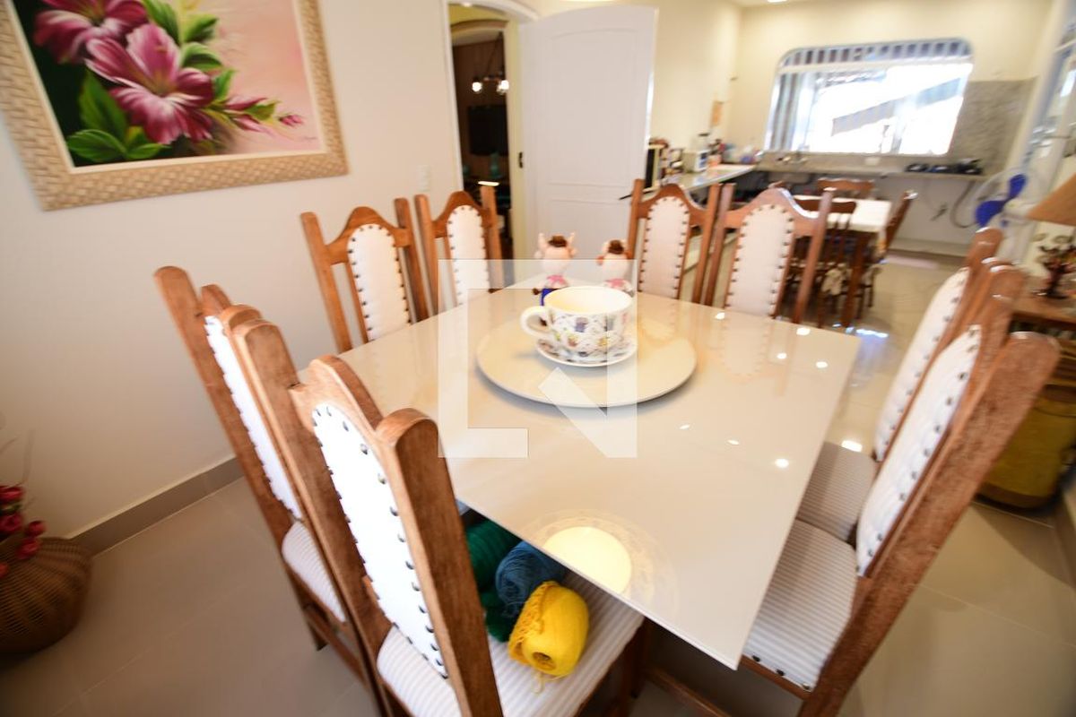 Casa à Venda - Mansões Santo Antônio, 6 Quartos,  700 m2 em , Campinas - sp | SoloBR
