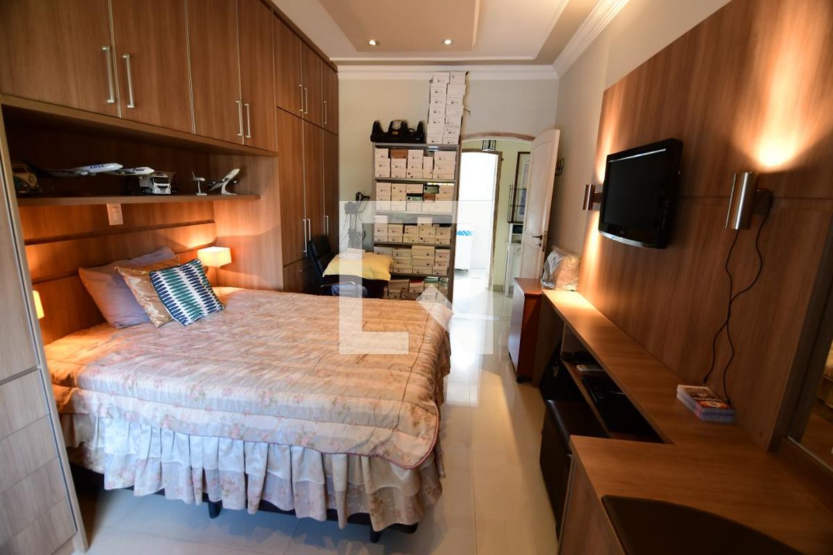 Casa à Venda - Mansões Santo Antônio, 6 Quartos,  700 m2 em , Campinas - sp | SoloBR