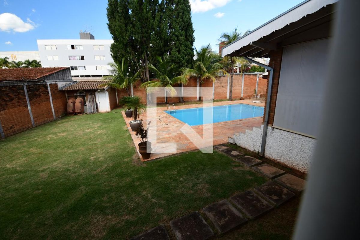 Casa à Venda - Mansões Santo Antônio, 6 Quartos,  700 m2 em , Campinas - sp | SoloBR
