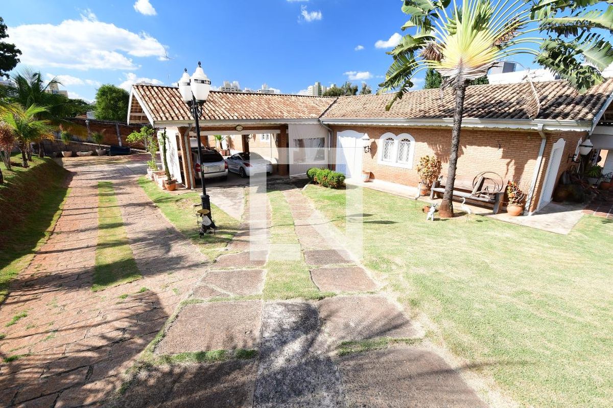 Casa à Venda - Mansões Santo Antônio, 6 Quartos,  700 m2 em , Campinas - sp | SoloBR