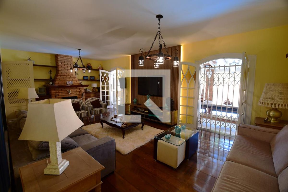 Casa à Venda - Mansões Santo Antônio, 6 Quartos,  700 m2 em , Campinas - sp | SoloBR