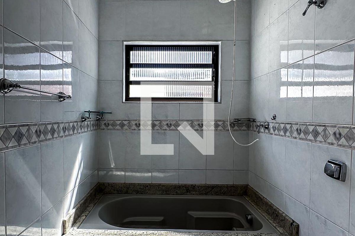 Casa, 3 quartos, 186 m² - Foto 42