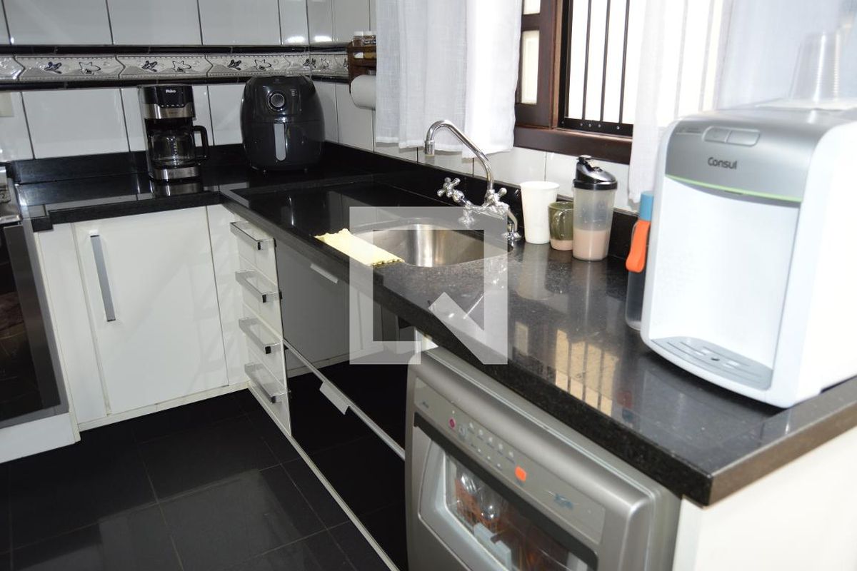 Casa, 3 quartos, 130 m² - Foto 30