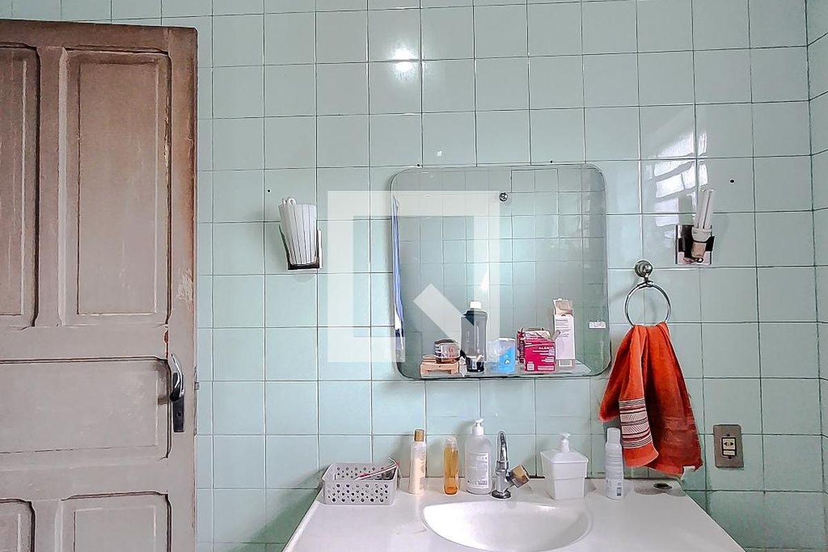 Casa, 4 quartos, 270 m² - Foto 31