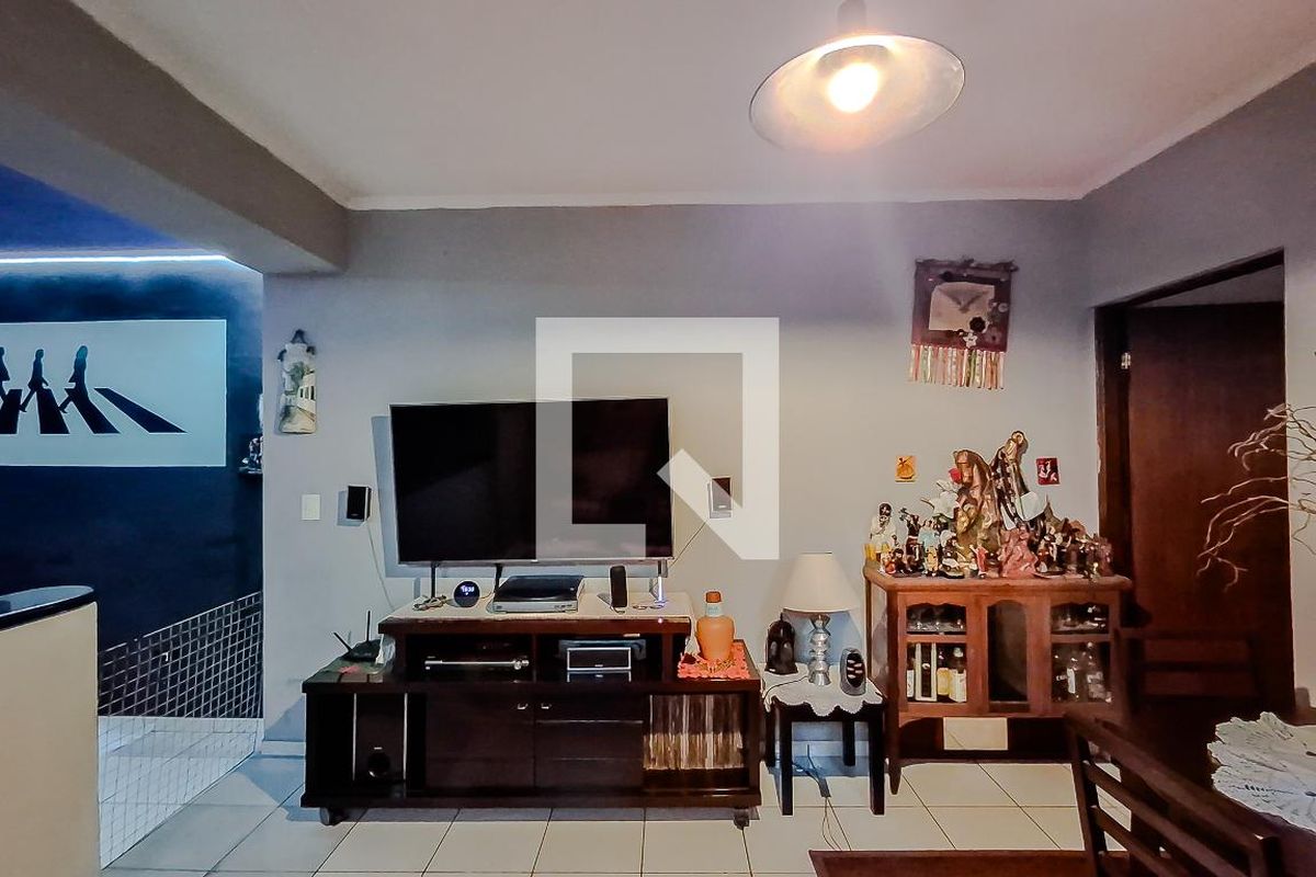 Casa, 4 quartos, 270 m² - Foto 54