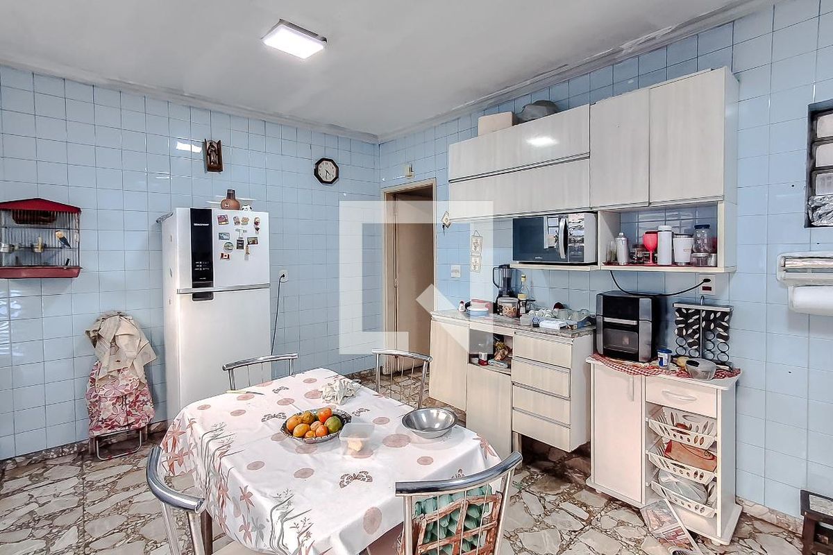 Casa, 4 quartos, 270 m² - Foto 39