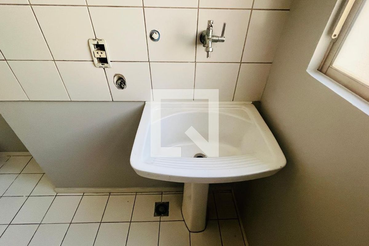 Apartamento à Venda - Guanabara, 3 Quartos,  70 m2 em , Campinas - sp | SoloBR
