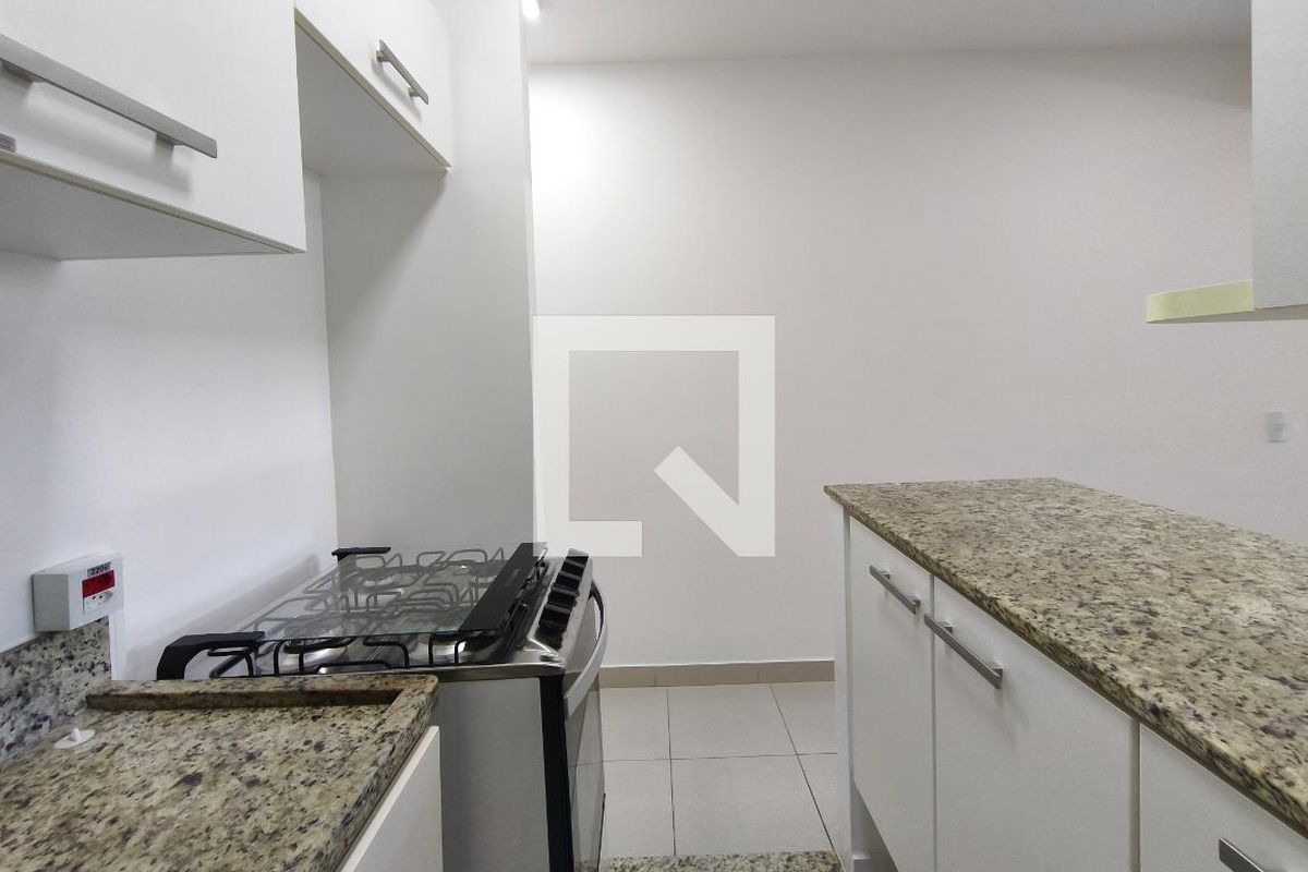 Apartamento à Venda - Cambuí, 1 Quarto,  50 m2 em , Campinas - sp | SoloBR