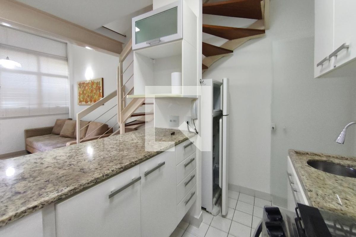 Apartamento à Venda - Cambuí, 1 Quarto,  50 m2 em , Campinas - sp | SoloBR