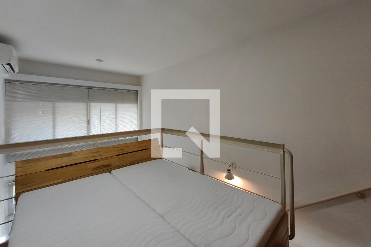 Apartamento à Venda - Cambuí, 1 Quarto,  50 m2 em , Campinas - sp | SoloBR