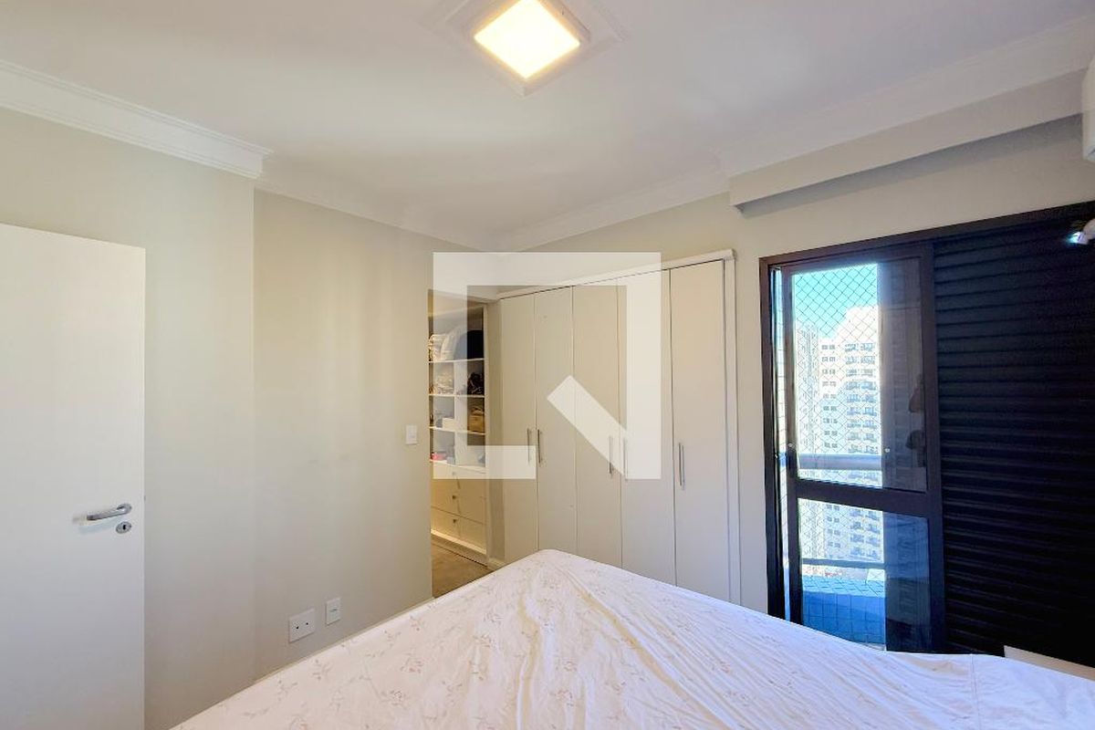 Apartamento à Venda - Mansões Santo Antônio, 2 Quartos,  120 m2 em , Campinas - sp | SoloBR