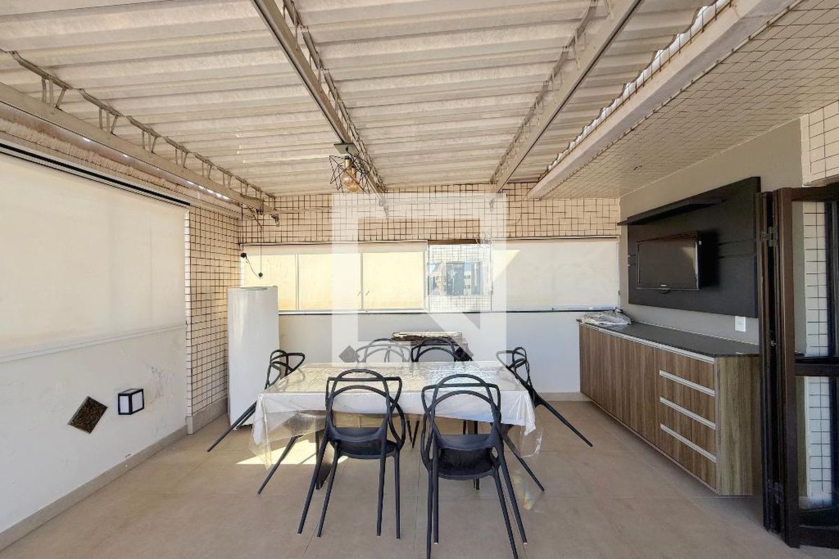 Apartamento à Venda - Mansões Santo Antônio, 2 Quartos,  120 m2 em , Campinas - sp | SoloBR