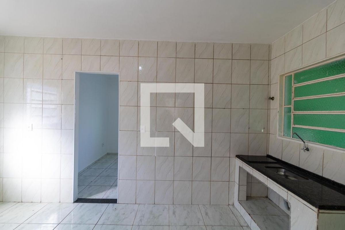 Casa à Venda - Parque Prado, 4 Quartos,  140 m2 em , Campinas - sp | SoloBR