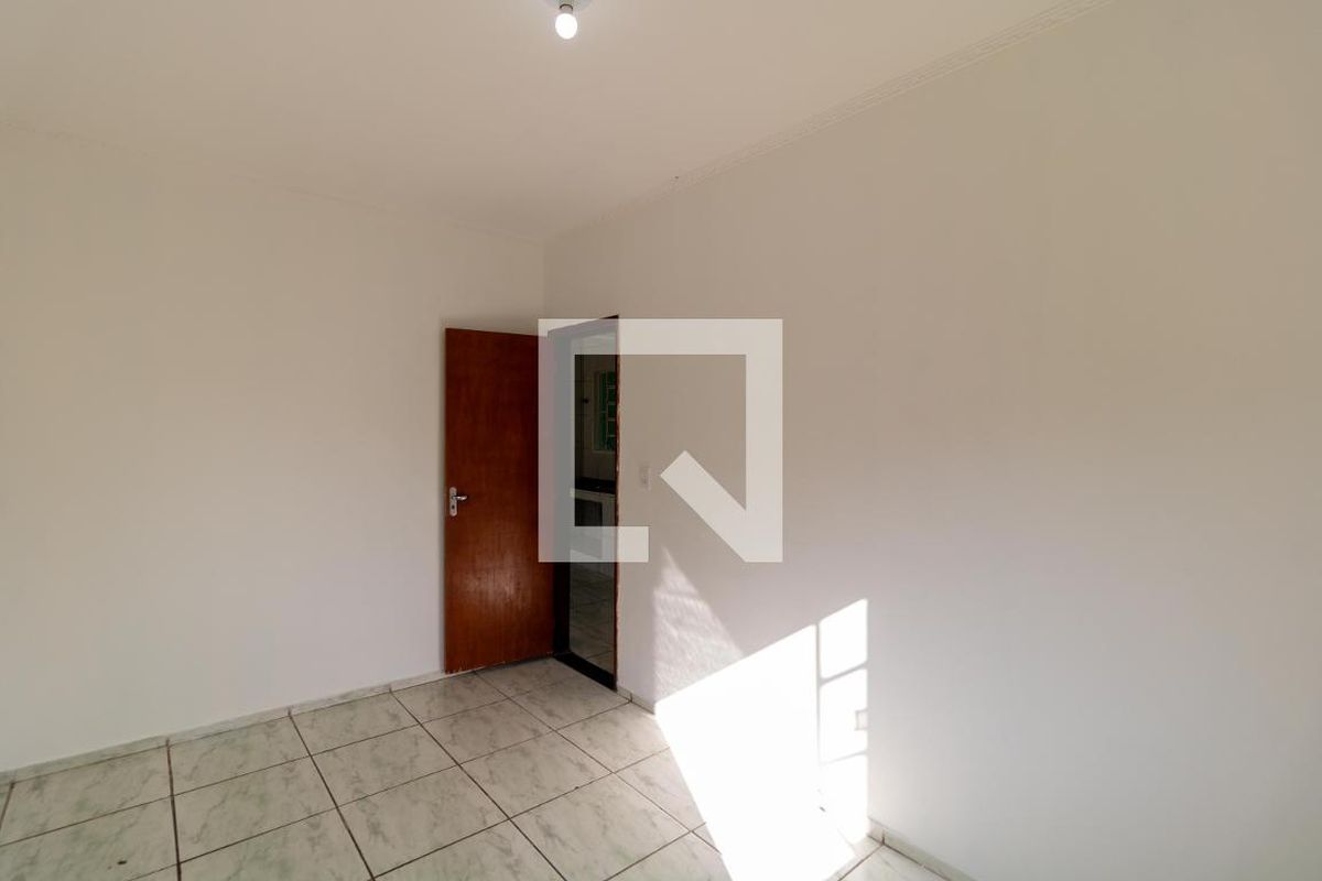 Casa à Venda - Parque Prado, 4 Quartos,  140 m2 em , Campinas - sp | SoloBR