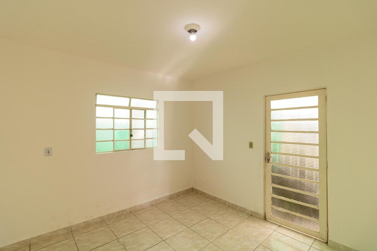 Casa à Venda - Parque Prado, 4 Quartos,  140 m2 em , Campinas - sp | SoloBR
