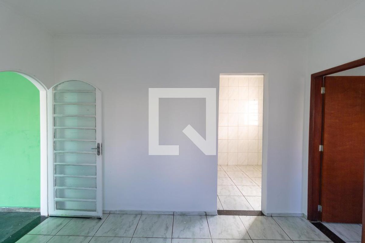 Casa à Venda - Parque Prado, 4 Quartos,  140 m2 em , Campinas - sp | SoloBR