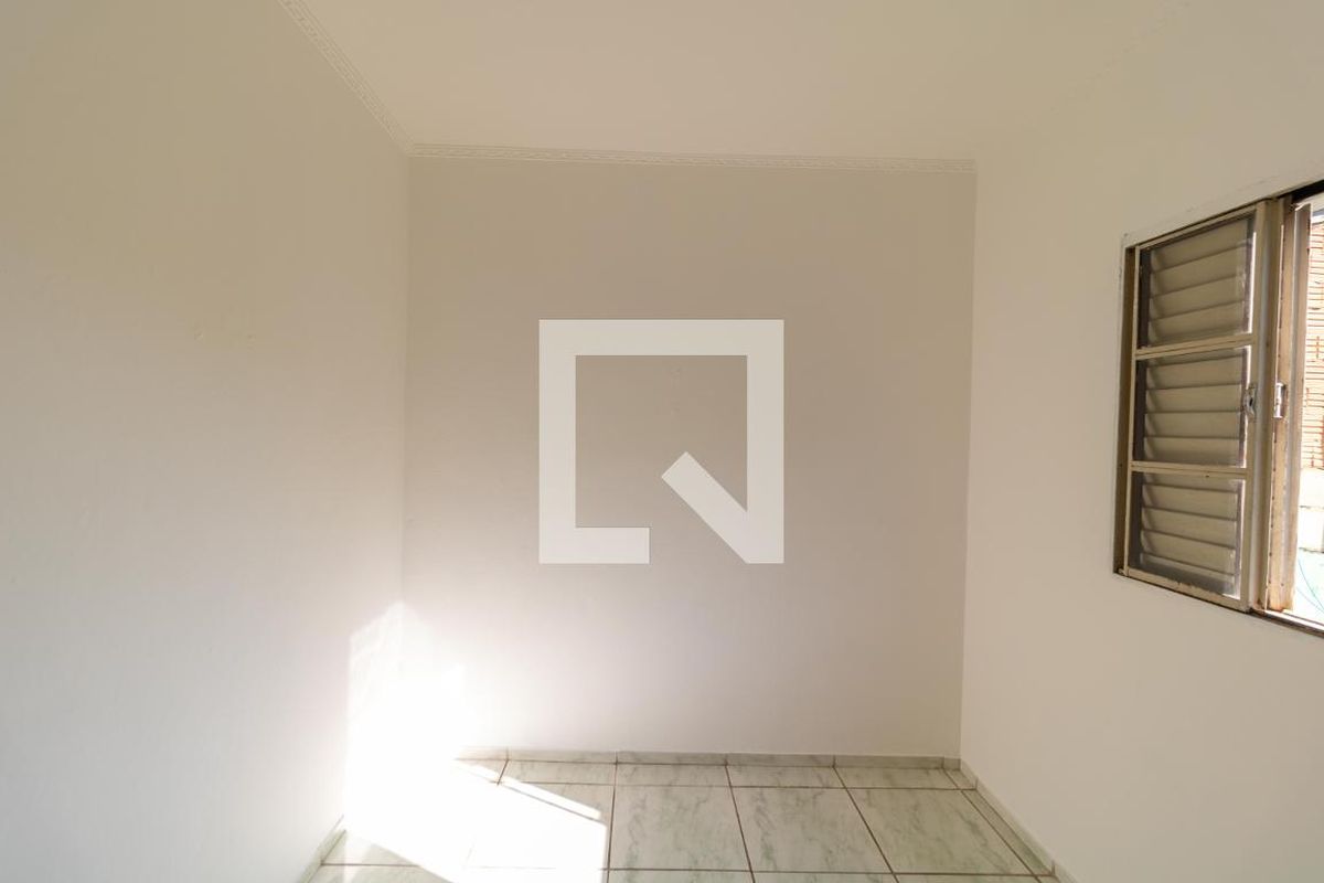 Casa à Venda - Parque Prado, 4 Quartos,  140 m2 em , Campinas - sp | SoloBR