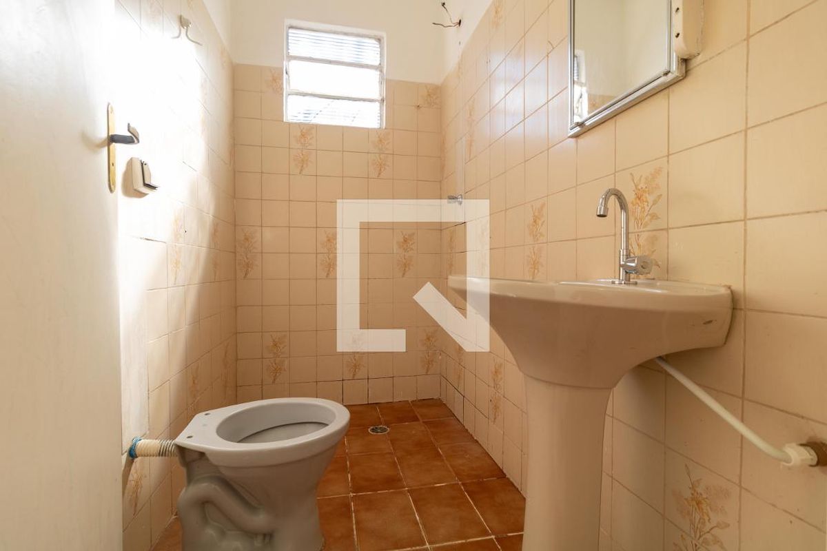 Casa à Venda - Parque Prado, 4 Quartos,  140 m2 em , Campinas - sp | SoloBR