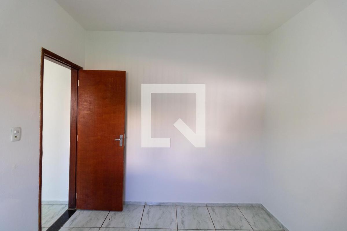 Casa à Venda - Parque Prado, 4 Quartos,  140 m2 em , Campinas - sp | SoloBR